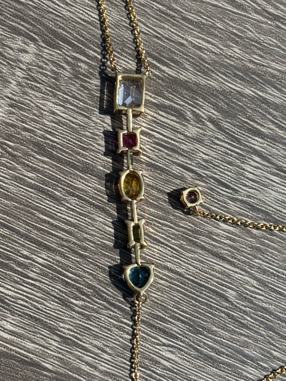 Kurt Geiger Rainbow Mix Necklace NWOT - Picture 10 of 14